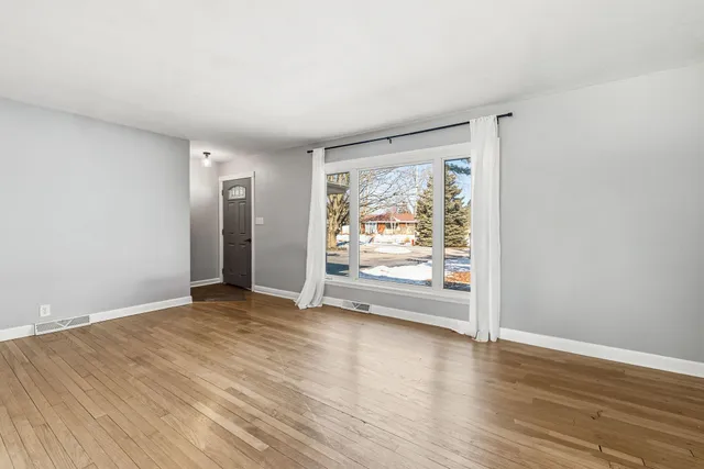 $489,900 | 15613 West Riviera Drive, New Berlin, WI 53151