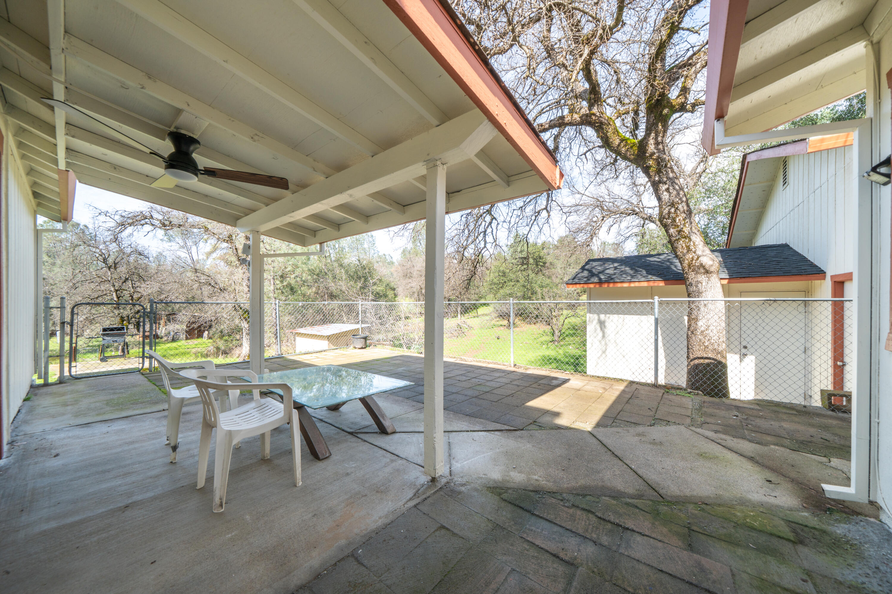 2580 Keswick Dam Road Redding, CA 96003 - Photo 39 of 60 a view of a patio with a backyard