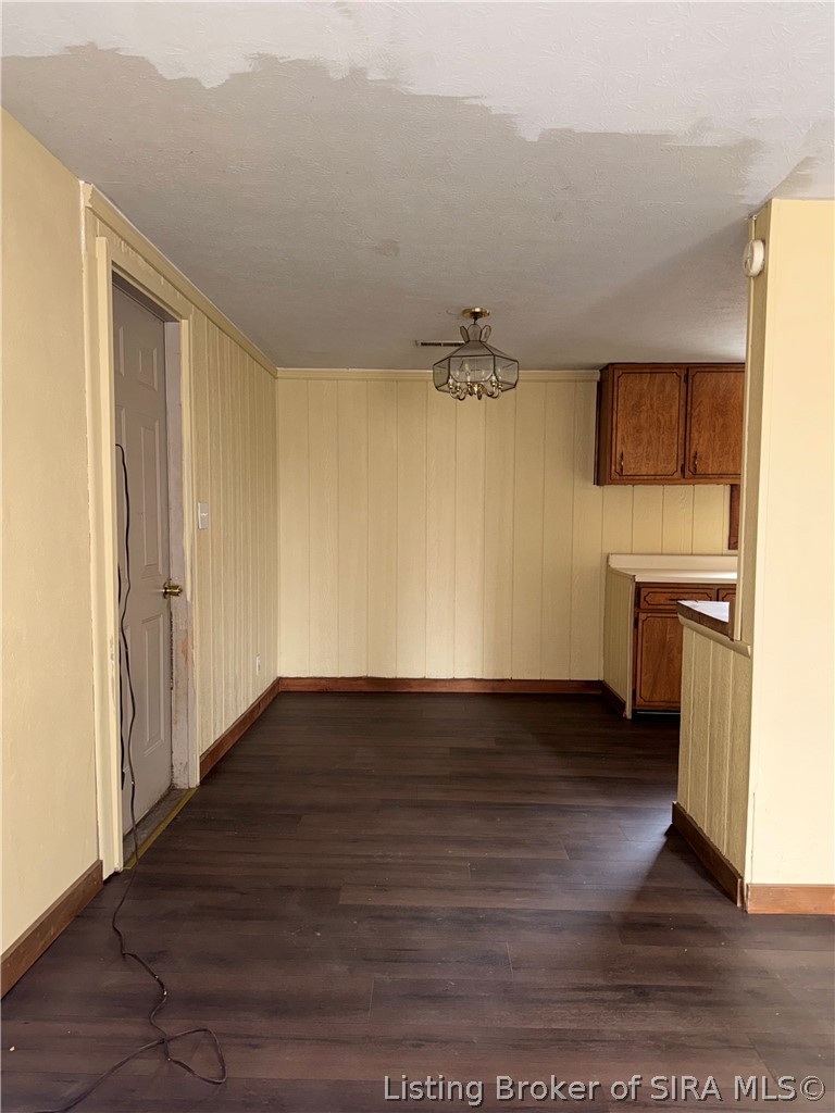 282 November Street Hanover, IN 47243 - Photo 4 of 10