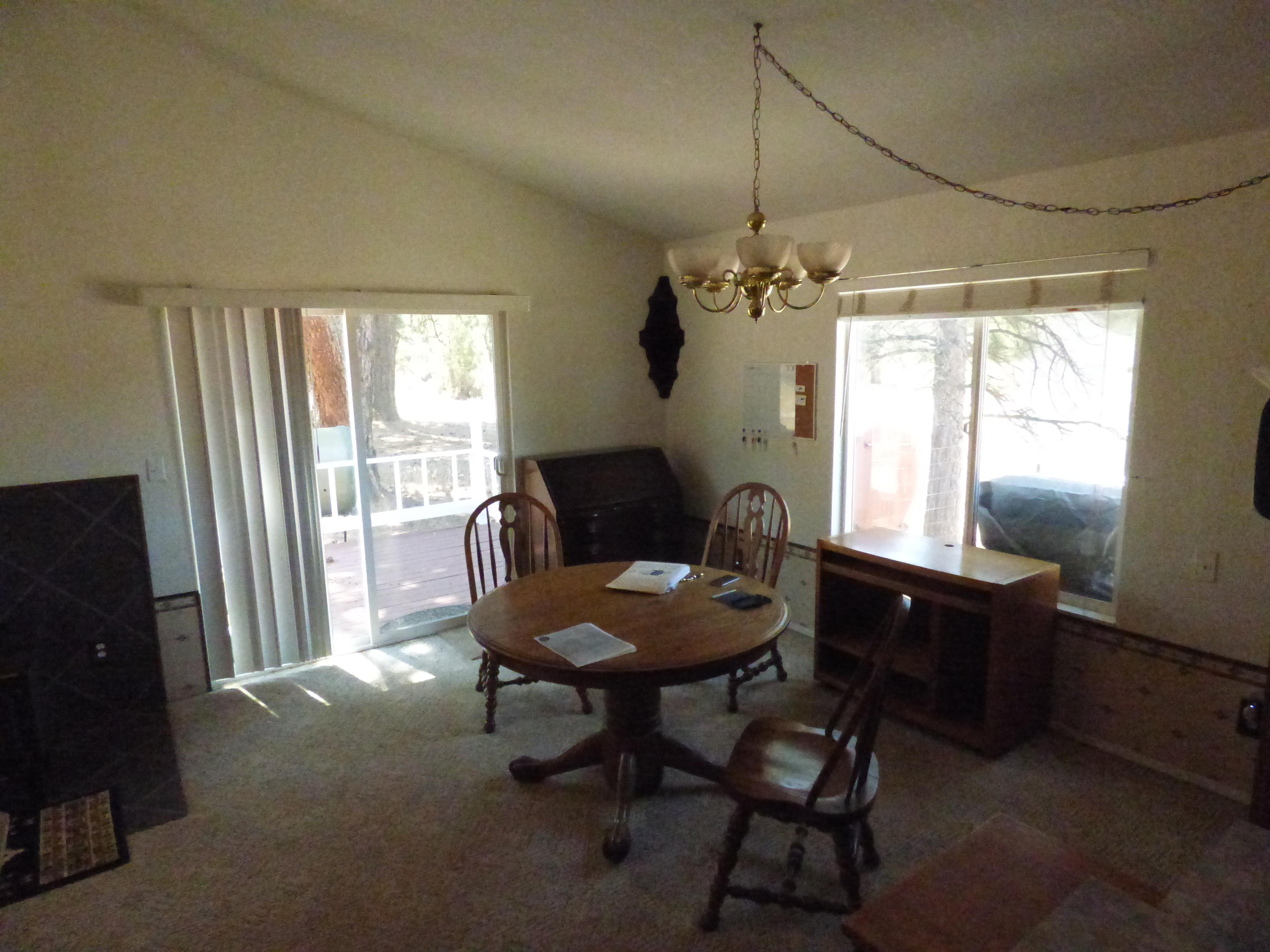 5465 Co Road McArthur, CA 96056 - Photo 8 of 24 Dining room