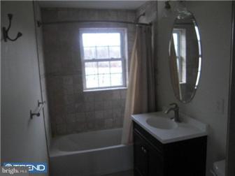 3277 Finland Road Pennsburg, PA 18073 - Photo 7 of 10 Bathroom