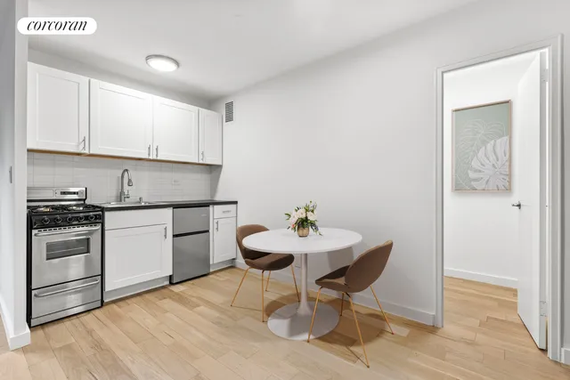 $515,000 | 145 East 15th Street, Unit 2D | Gramercy