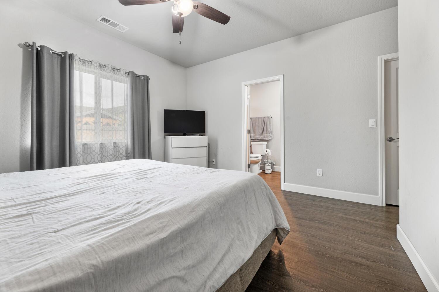 641 North Valencia Street Reedley, CA 93654 - Photo 20 of 31 Gallery Image 20