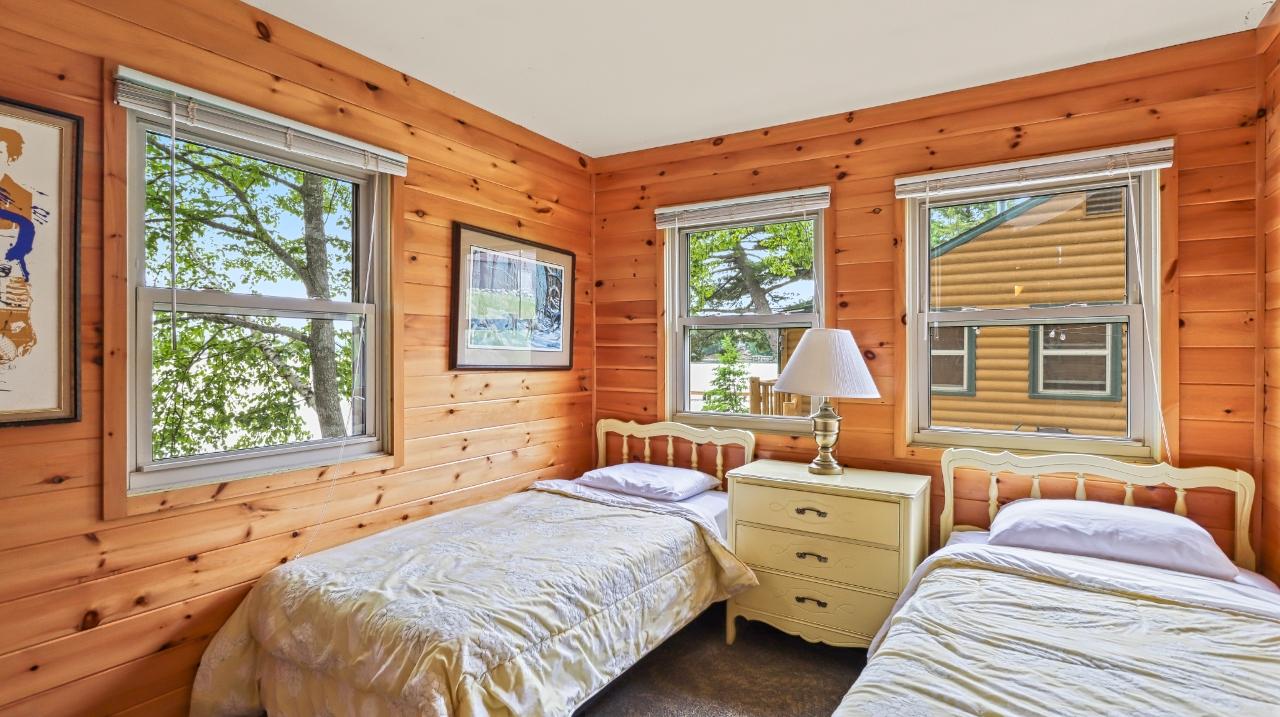 9692 Island City Point Road, Unit 2 Minocqua, WI 54548 - Photo 9 of 18 Gallery Image 9