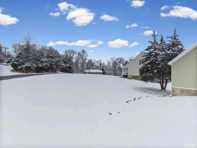 $369,800 | 135 Yahweh Drive, Amherst, VA 24521