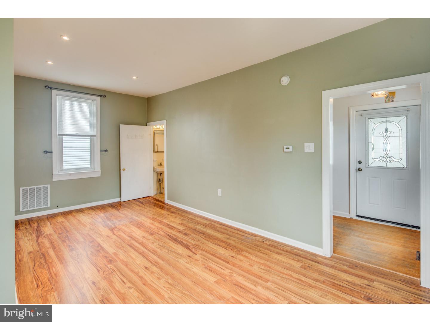 511 East Maple Avenue Lindenwold, NJ 08021 - Photo 5 of 18 Gallery Image 5