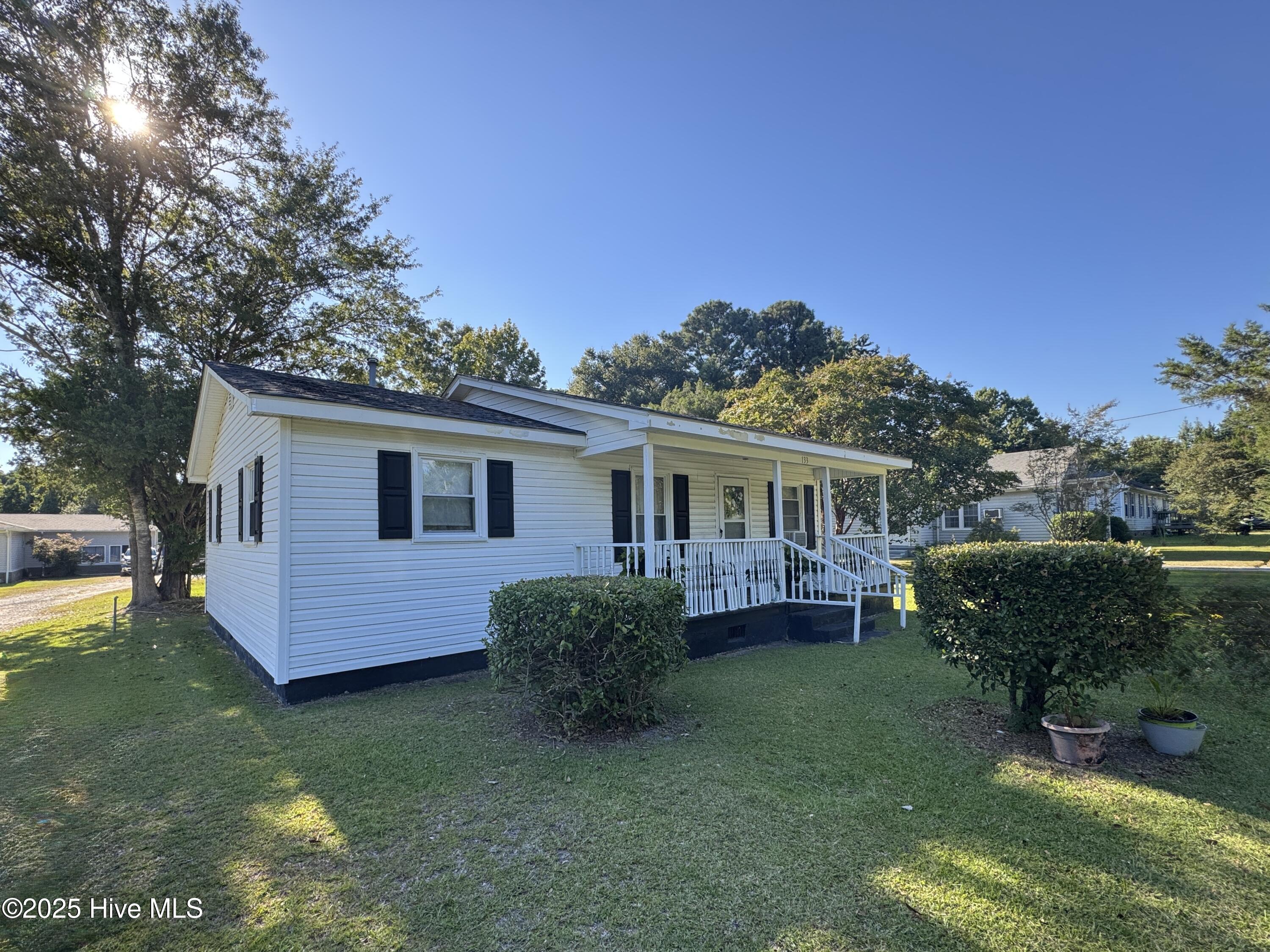 133 Kellumtown Road Hubert, NC 28539 - Photo 3 of 26 IMG_3195