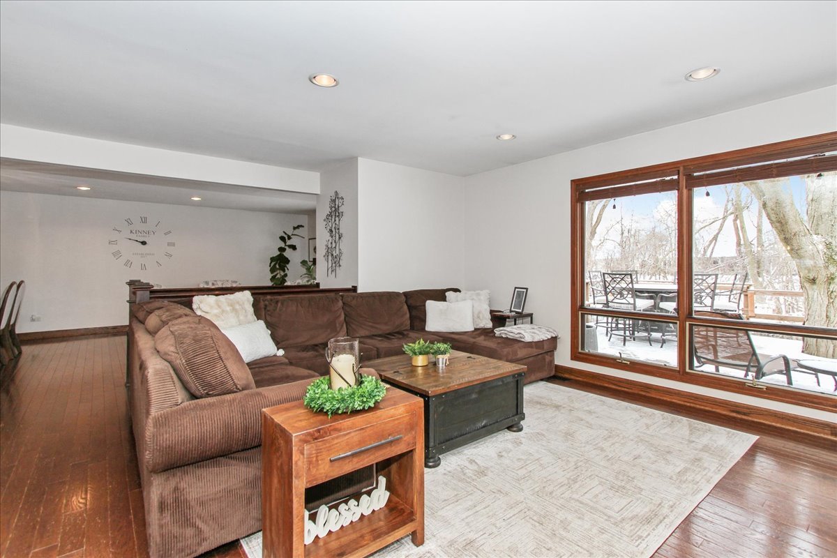 1865 Kevin Avenue Elgin, IL 60123 - Photo 13 of 48 a living room with furniture and a large window