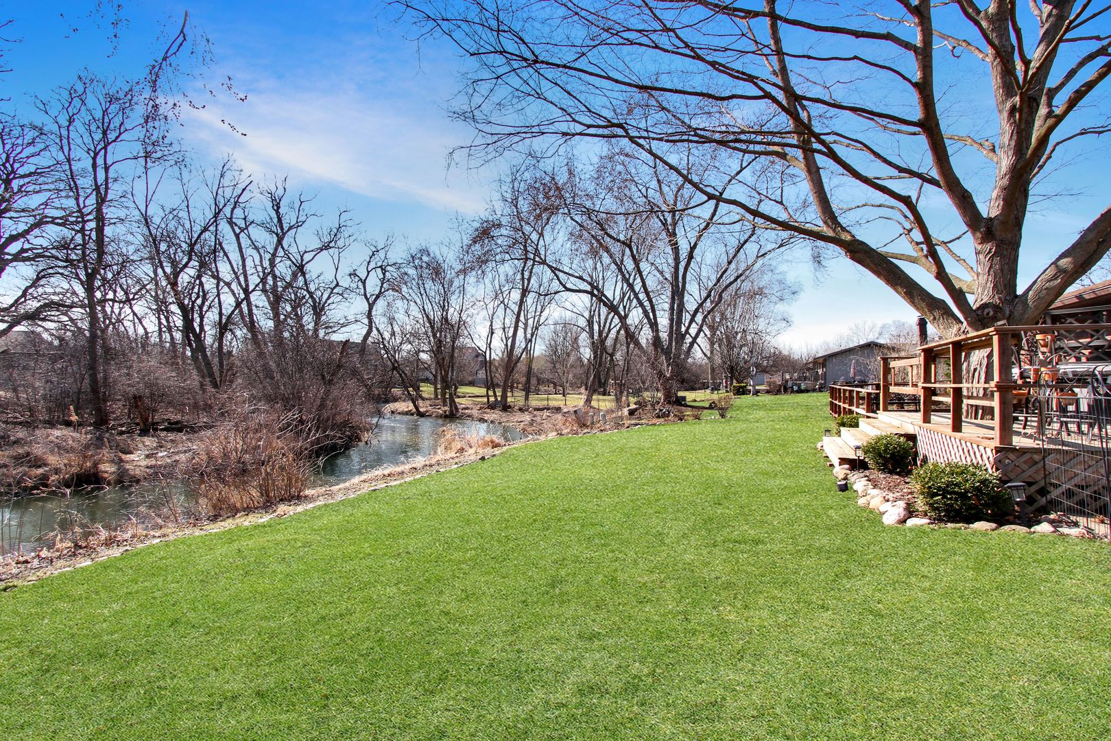 1865 Kevin Avenue Elgin, IL 60123 - Photo 41 of 48 a view of yard with green space