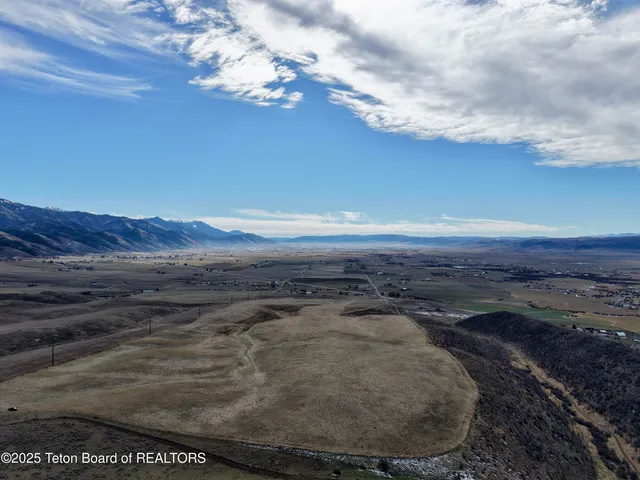 $1,895,000 | 136-acres Elk Ridge Road, Bedford, WY 83112