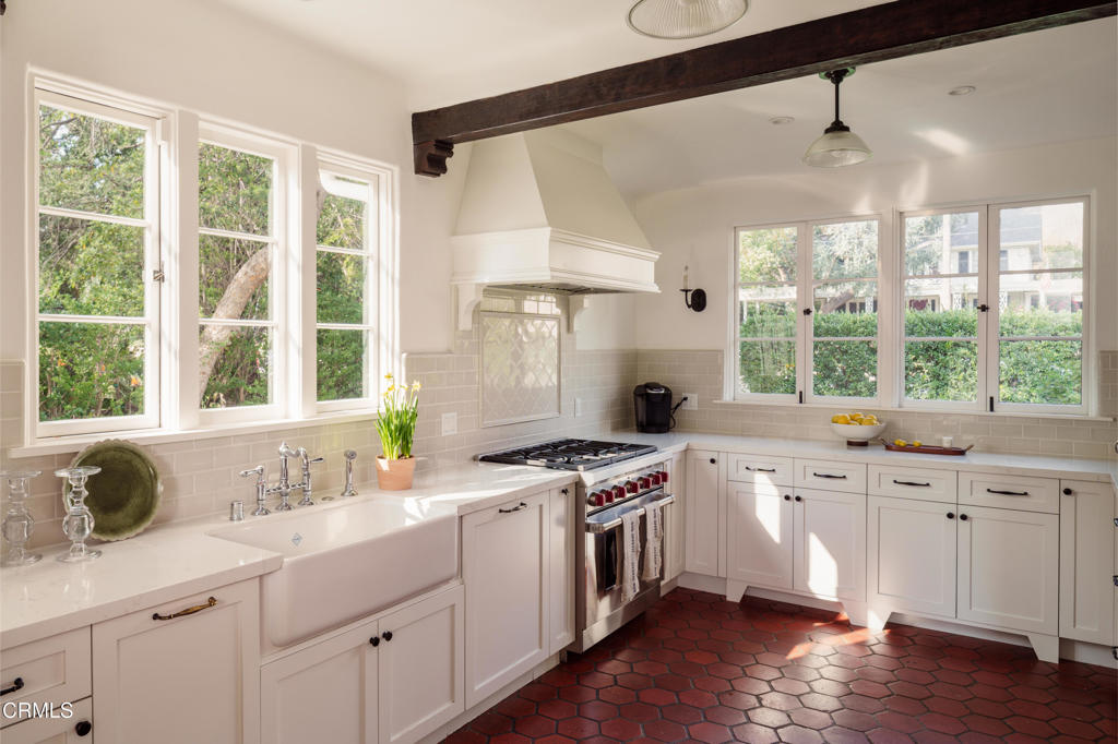 1200 Morada Place Altadena, CA 91001 - Photo 20 of 56 24-1200_Morada_Pl-24