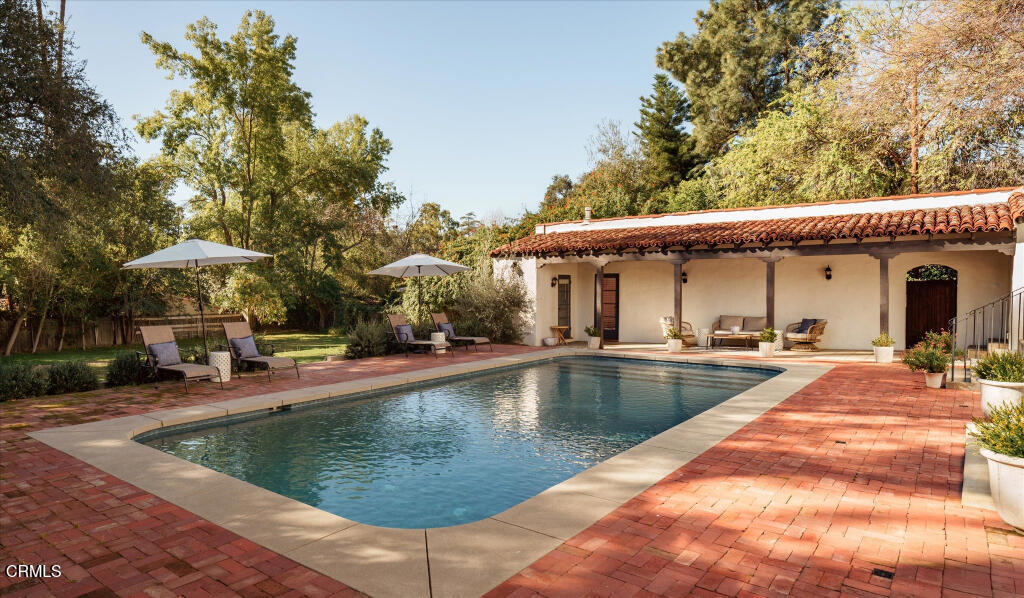 1200 Morada Place Altadena, CA 91001 - Photo 2 of 56 1a-1200_Morada_Pl_Pickups-02