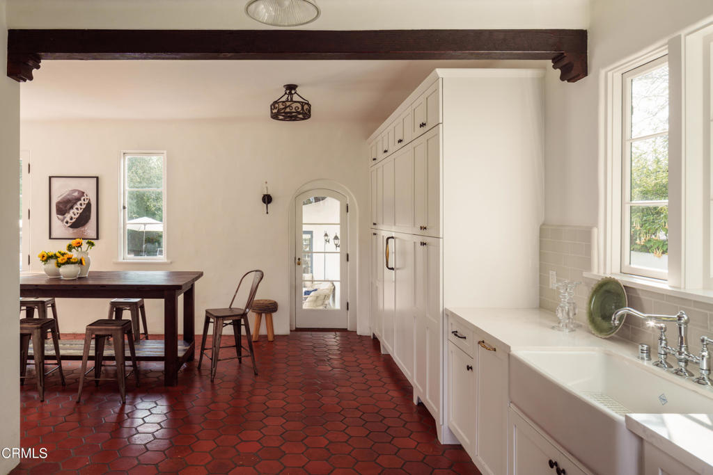 1200 Morada Place Altadena, CA 91001 - Photo 23 of 56 25-1200_Morada_Pl-25