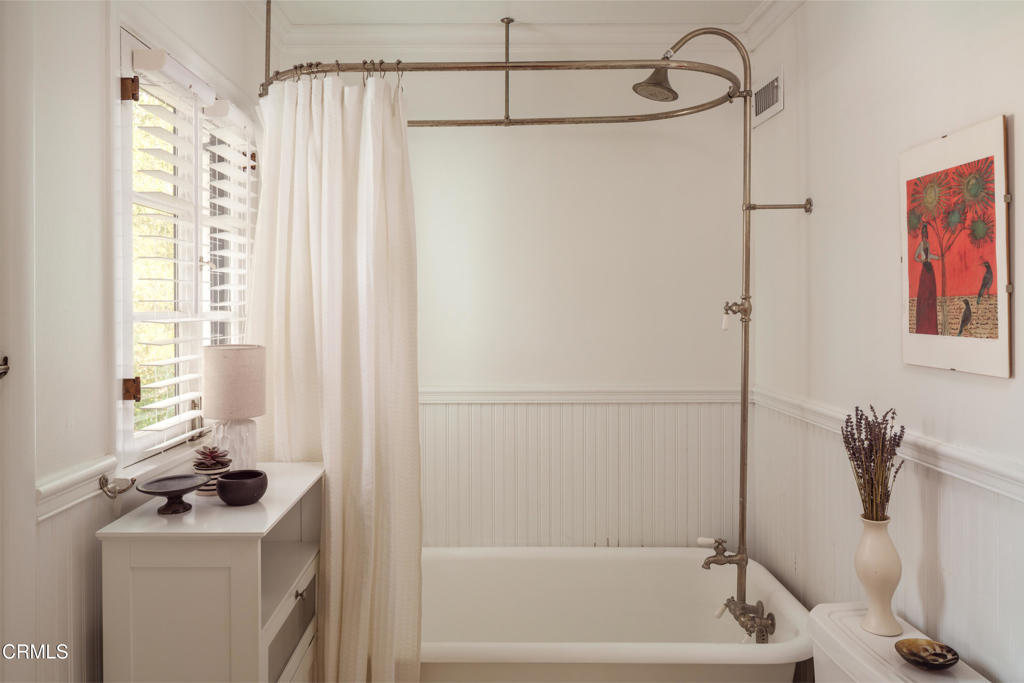 1200 Morada Place Altadena, CA 91001 - Photo 42 of 56 50a-1200_Morada_Pl-45