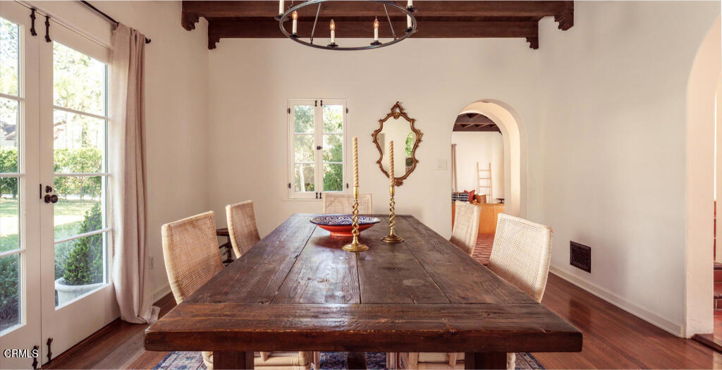 1200 Morada Place Altadena, CA 91001 - Photo 10 of 56 14a-1200_Morada_Pl_Pickups-14