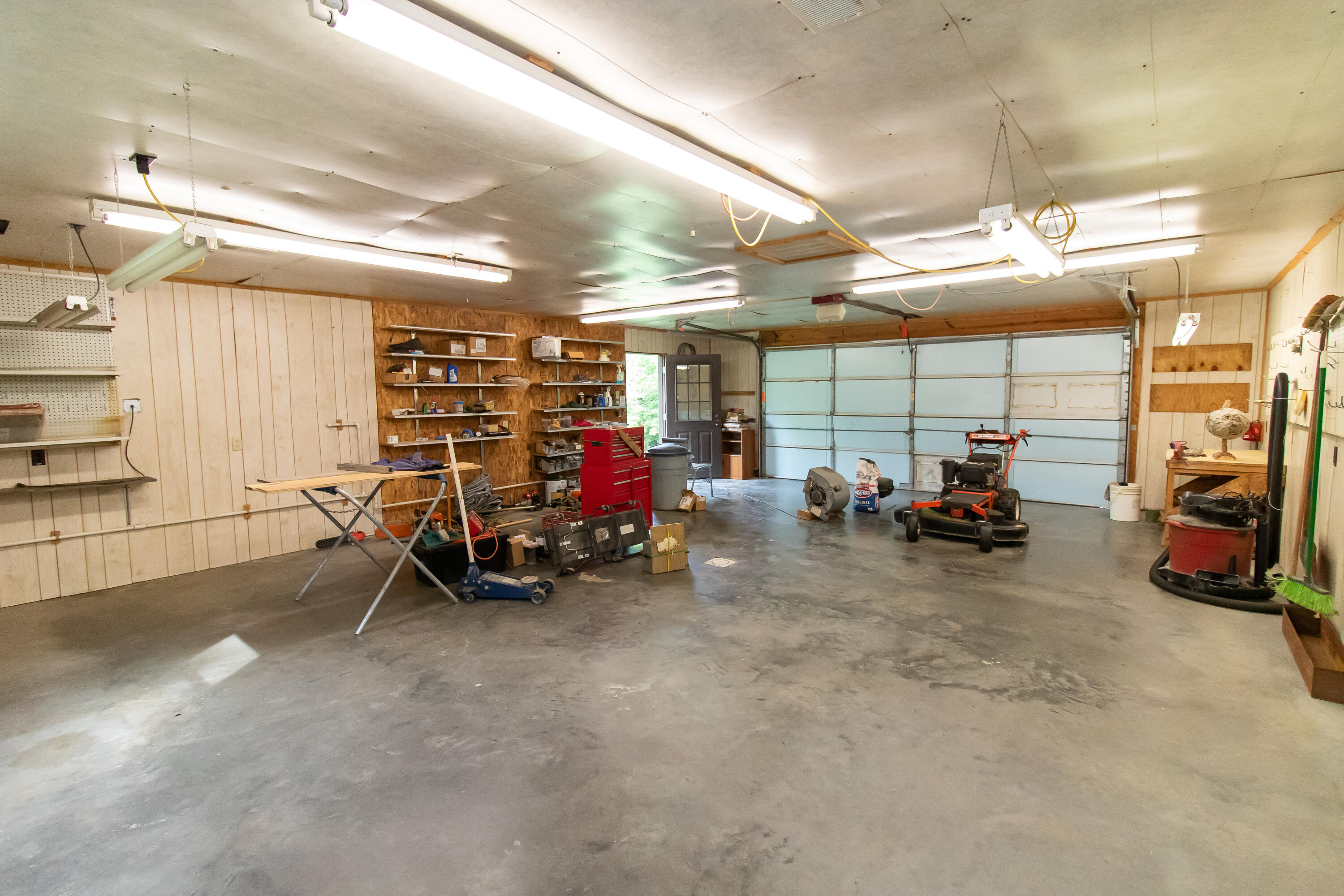 2846 Cedar Road Stamping Ground, KY 40379 - Photo 97 of 149 FZ1A4072