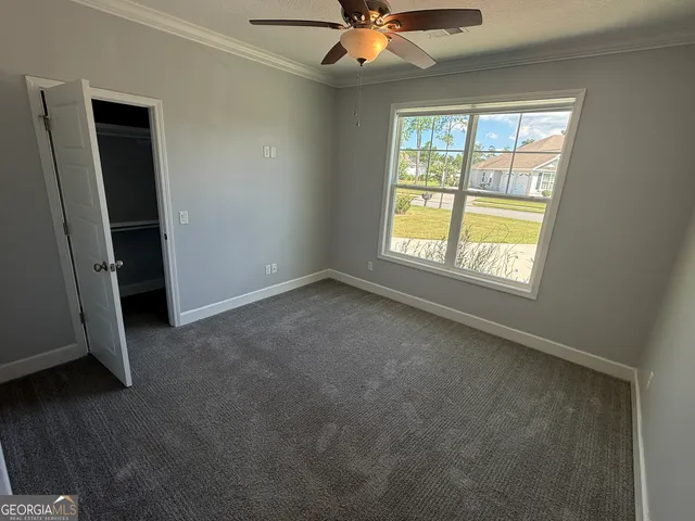 a view of empty room with window