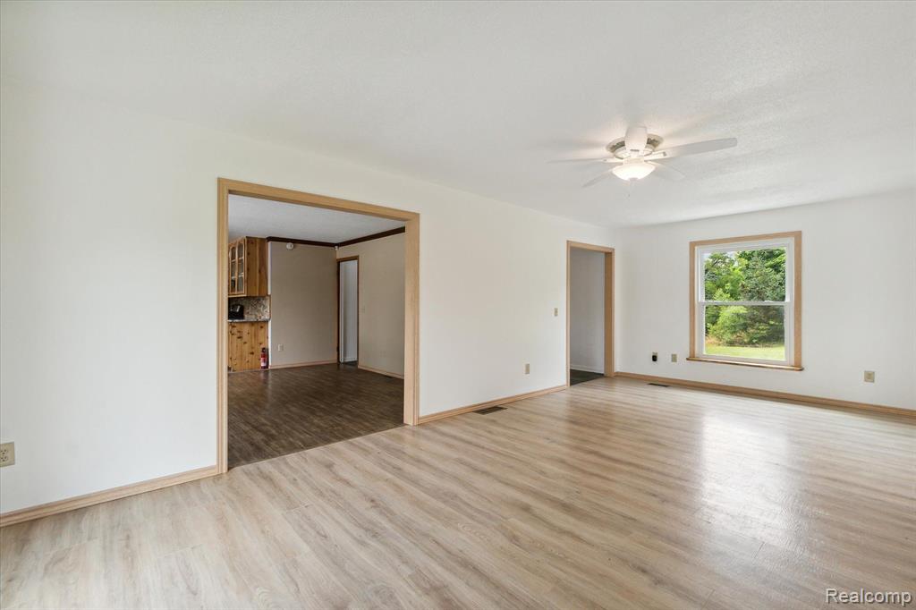 4743 Casey Road Dryden, MI 48428 - Photo 13 of 65
