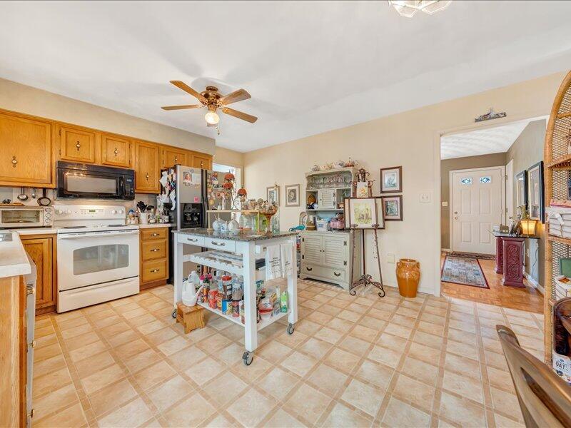 681 Ellis Road Hardy, VA 24101 - Photo 16 of 57 13-MIB06269