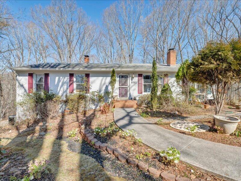681 Ellis Road Hardy, VA 24101 - Photo 4 of 57 03-MIB06332