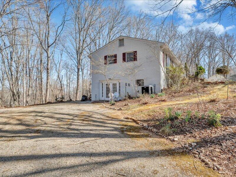 681 Ellis Road Hardy, VA 24101 - Photo 50 of 57 48-MIB06374