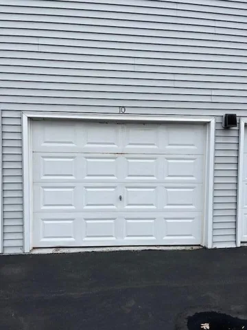 $100,000 | 1601 North Innsbruck Drive, Unit 329, Fridley, MN 55432