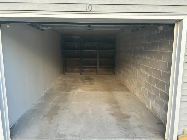 $100,000 | 1601 North Innsbruck Drive, Unit 329, Fridley, MN 55432