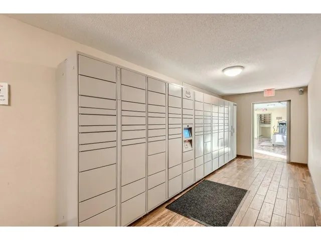 $100,000 | 1601 North Innsbruck Drive, Unit 329, Fridley, MN 55432