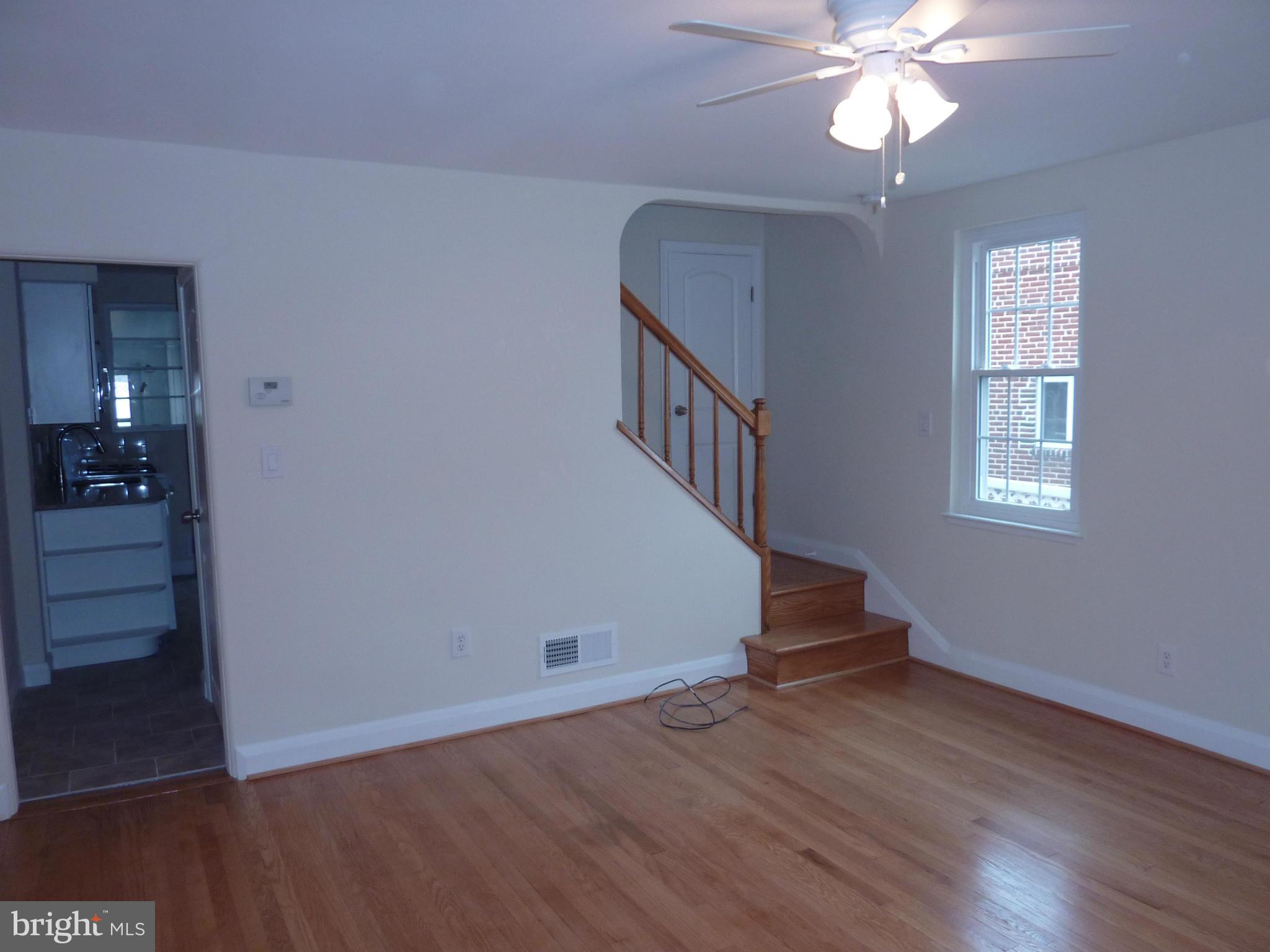 1610 Mussula Road Baltimore, MD 21286 - Photo 2 of 13 Family Room