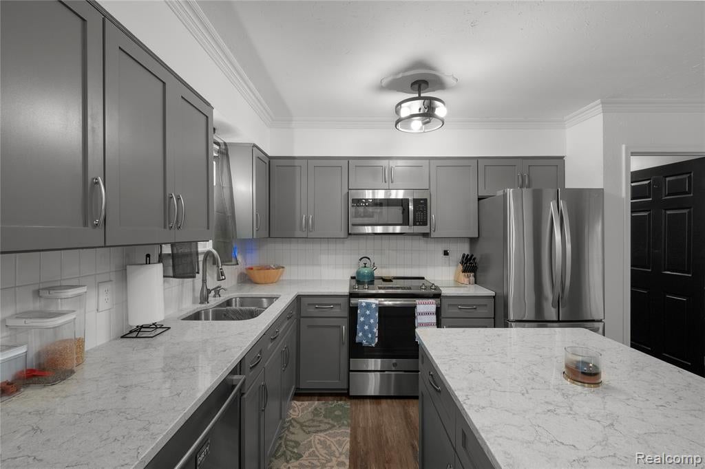 2481 South Genesee Road Burton, MI 48519 - Photo 13 of 31 Gallery Image 13