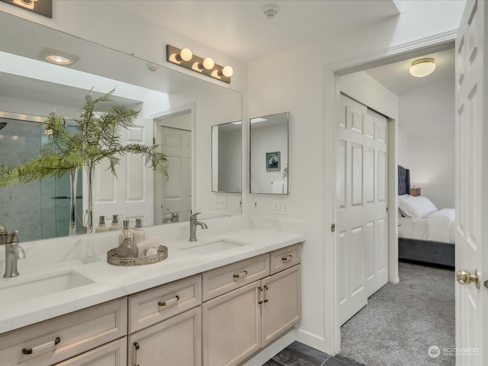 10909 Avondale Road Northeast, Unit B107 Redmond, WA 98052 - Photo 21 of 29 Gallery Image 21