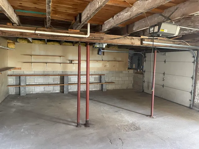 $359,900 | 8601 County Hwy A, Belleville, WI 53508