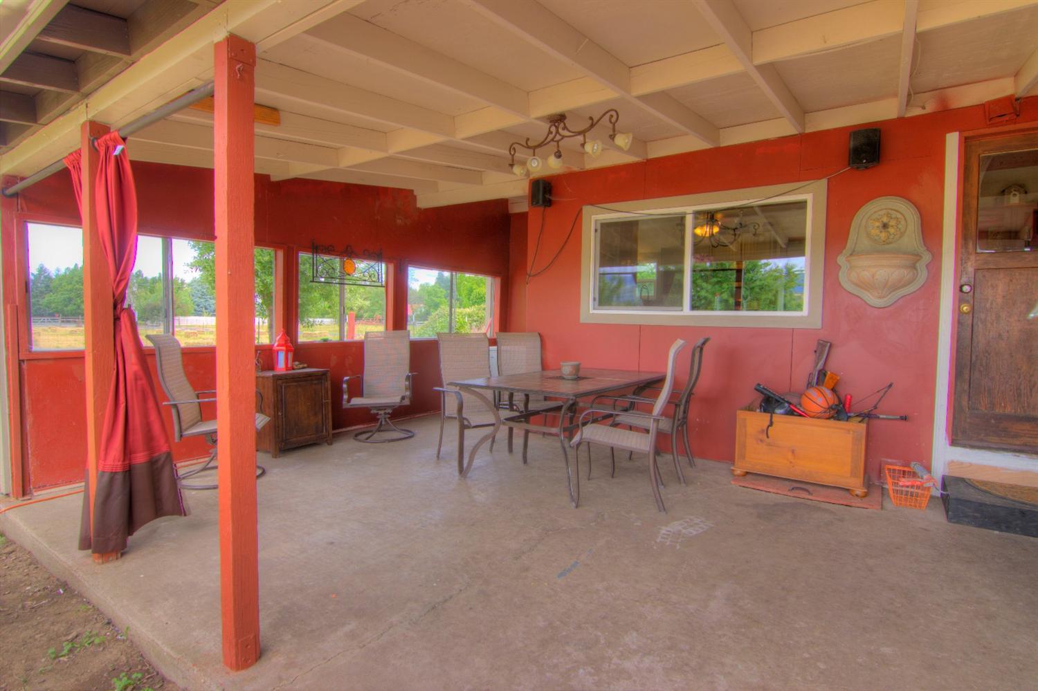 1522 Minear Road Medford, OR 97501 - Photo 13 of 35 Additional Photo