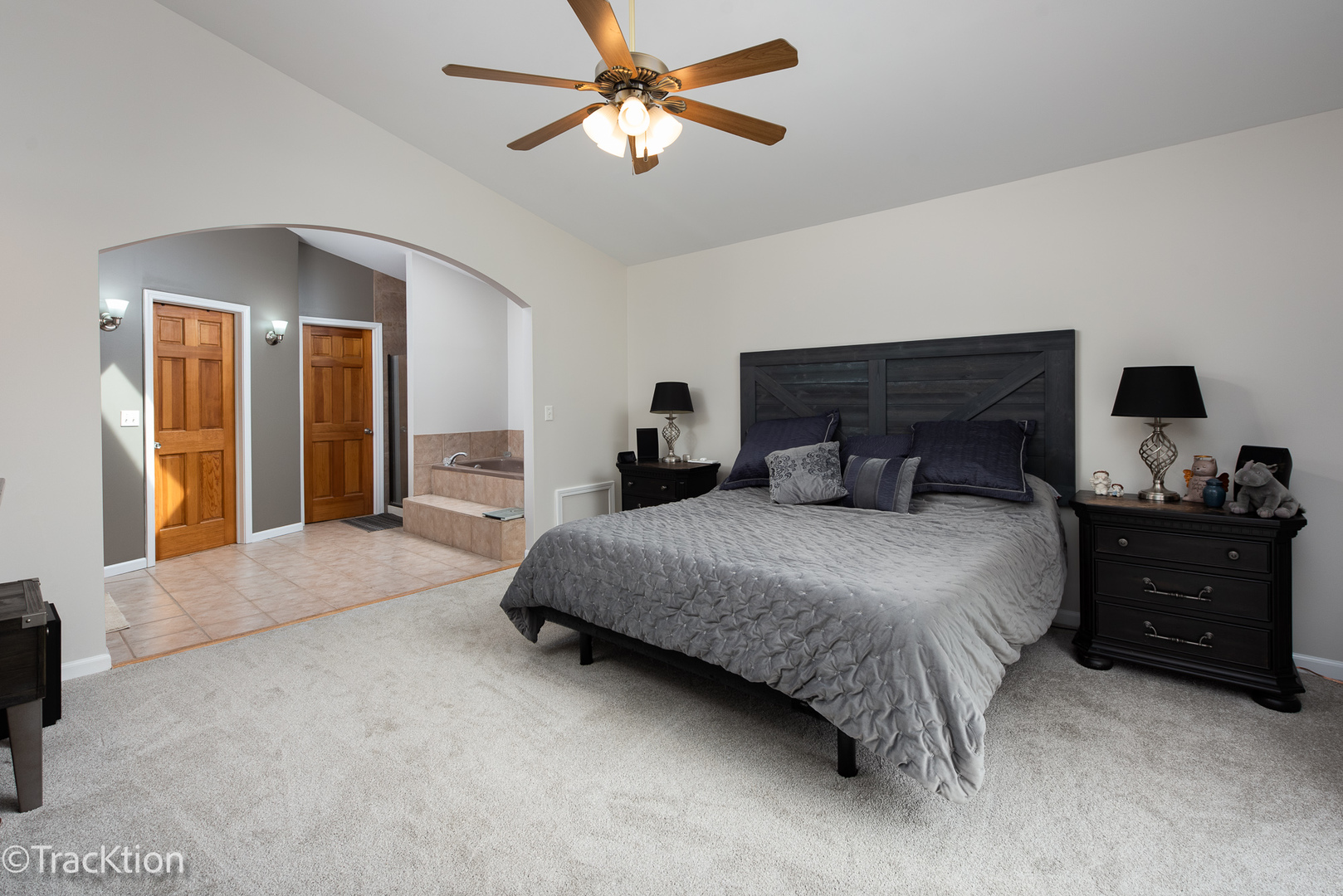 9218 Corneils Road Bristol, IL 60512 - Photo 7 of 11 Gallery Image 7
