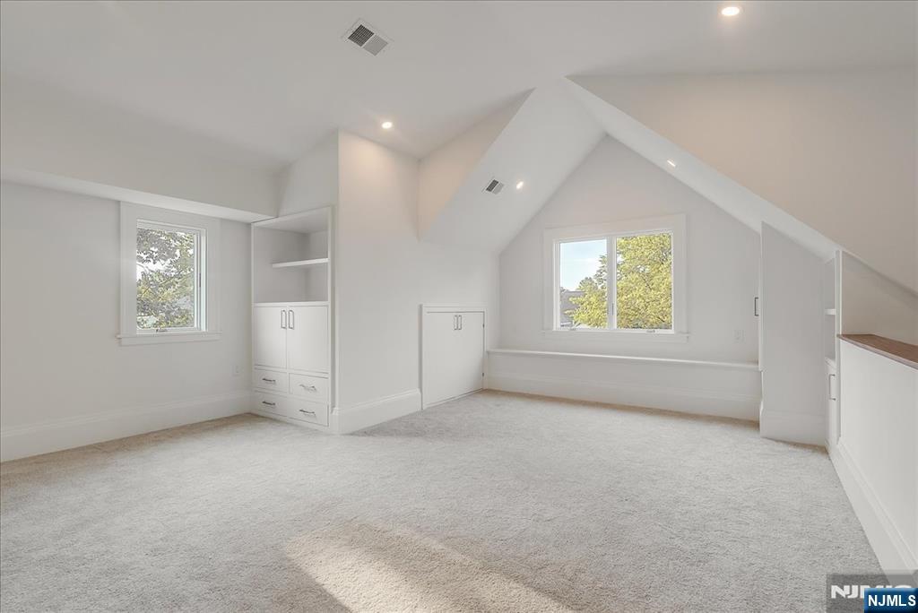 7 Hazelwood Road Bloomfield, NJ 07003 - Photo 29 of 34 Gallery Image 29