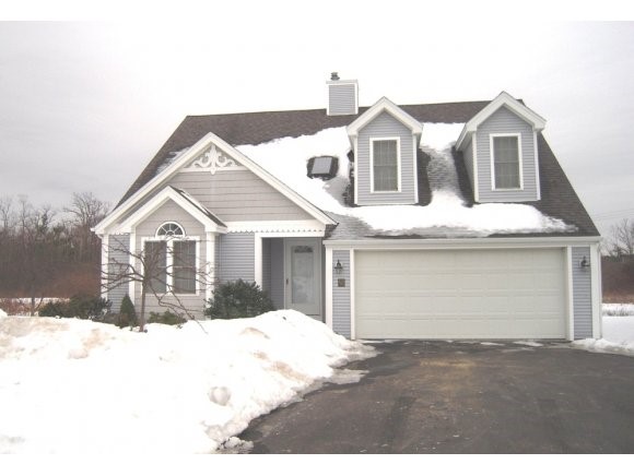 58 Hampton Meadows, Unit 58 Hampton, NH 03842 - Photo 1 of 1 Gallery Image 1