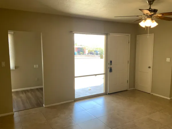 $1,849 | 9444 North 4th Avenue, Phoenix, AZ 85021