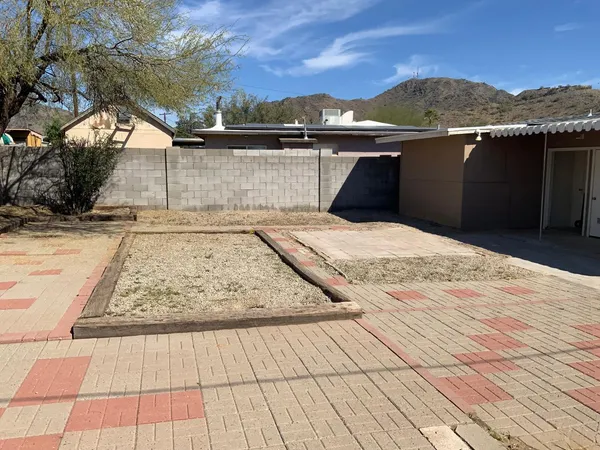 $1,849 | 9444 North 4th Avenue, Phoenix, AZ 85021