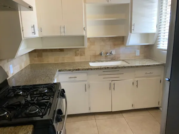 $1,849 | 9444 North 4th Avenue, Phoenix, AZ 85021