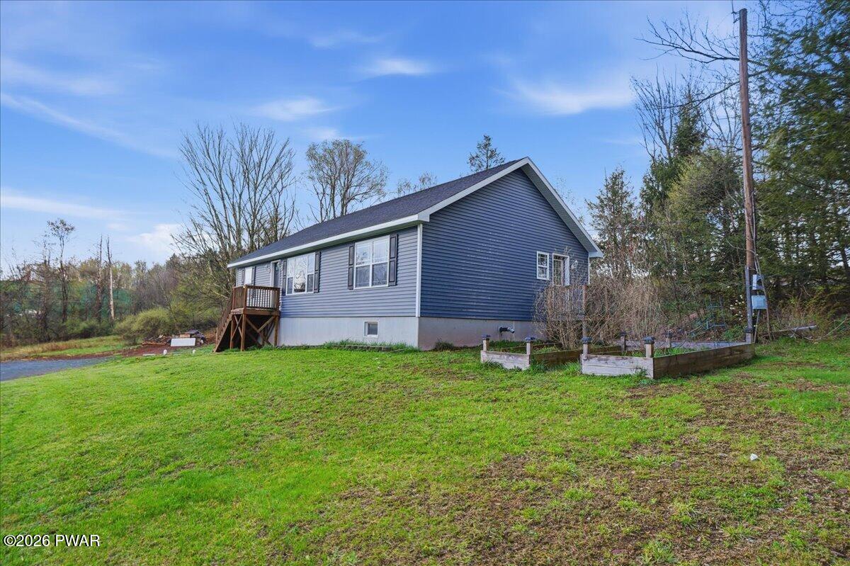179 Rosencranse Road Honesdale, PA 18431 - Photo 7 of 48 49-179_Rosencranse_Rd_012