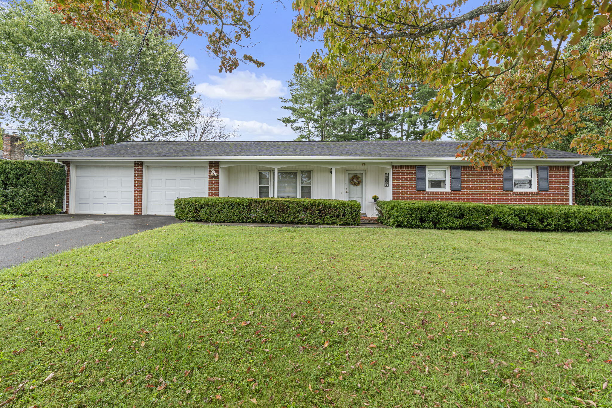 126 Spring Hill Terrace Bristol, VA 24201 - Photo 1 of 20 17-web-or-mls-DSC08575k
