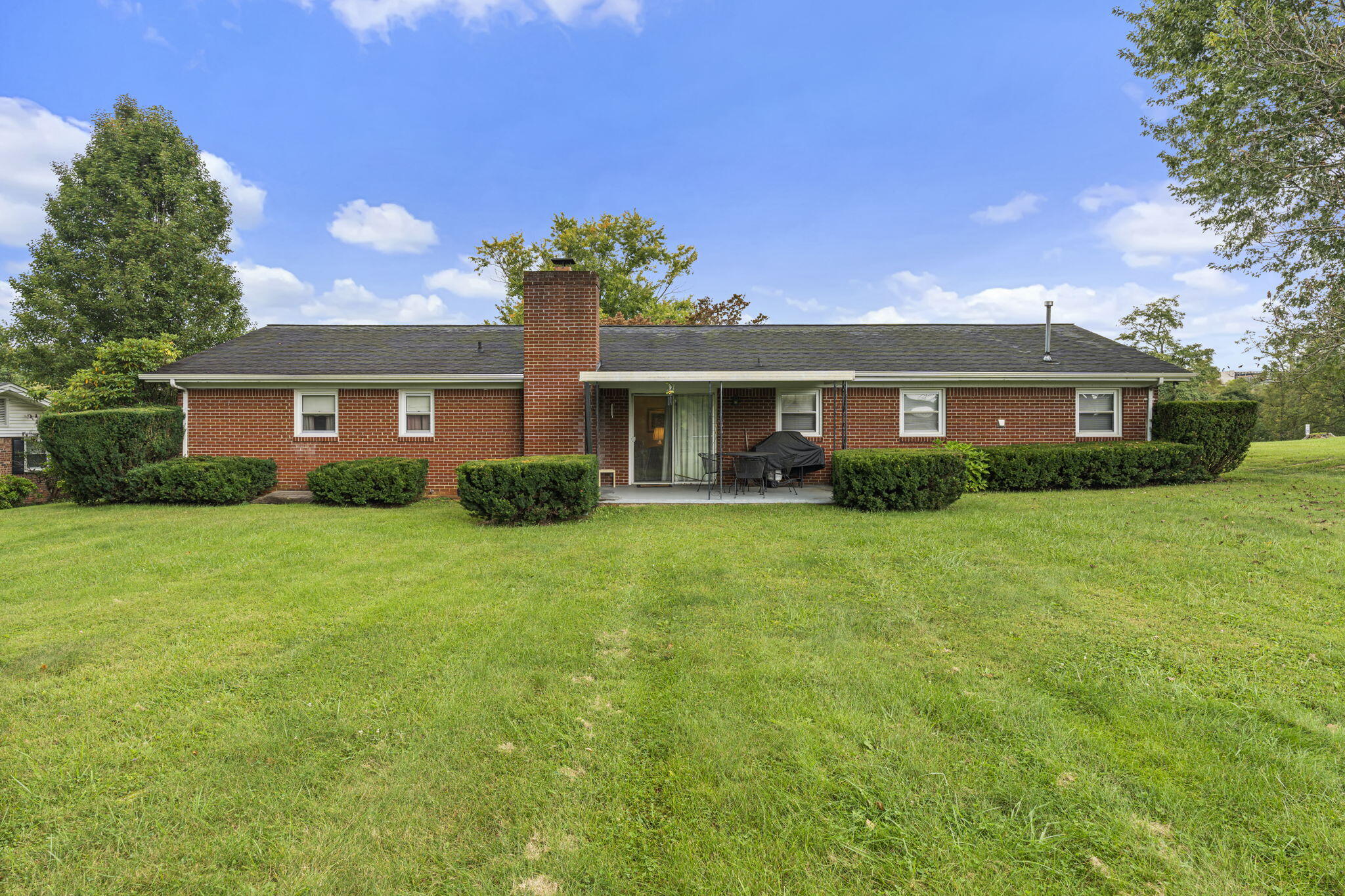 126 Spring Hill Terrace Bristol, VA 24201 - Photo 18 of 20 1-web-or-mls-DSC08604k