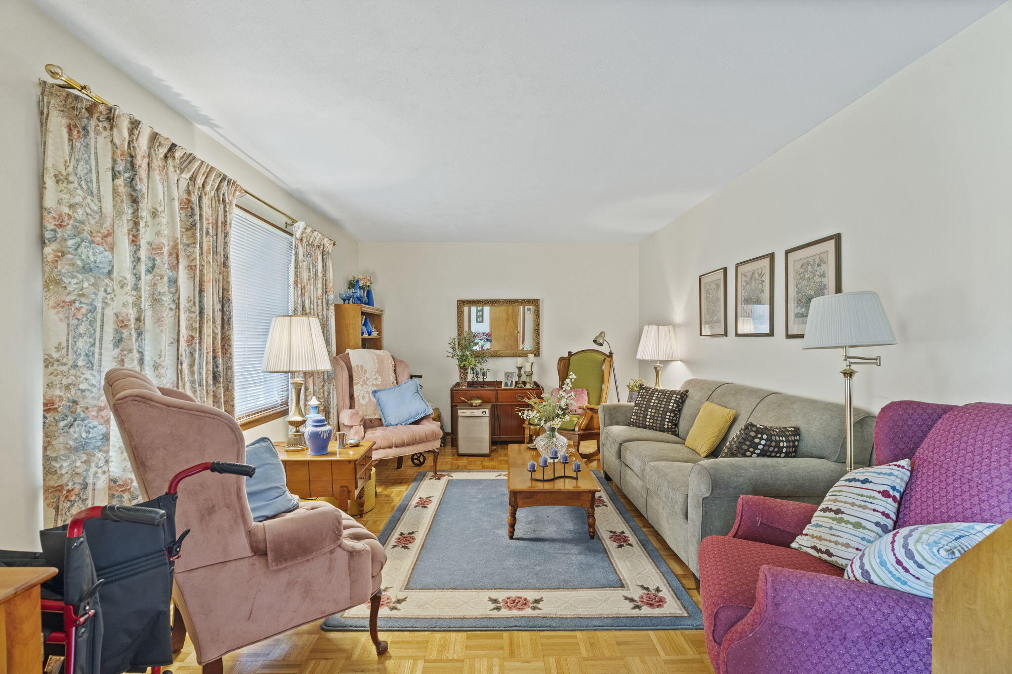 126 Spring Hill Terrace Bristol, VA 24201 - Photo 4 of 20 2-web-or-mls-DSC08494k
