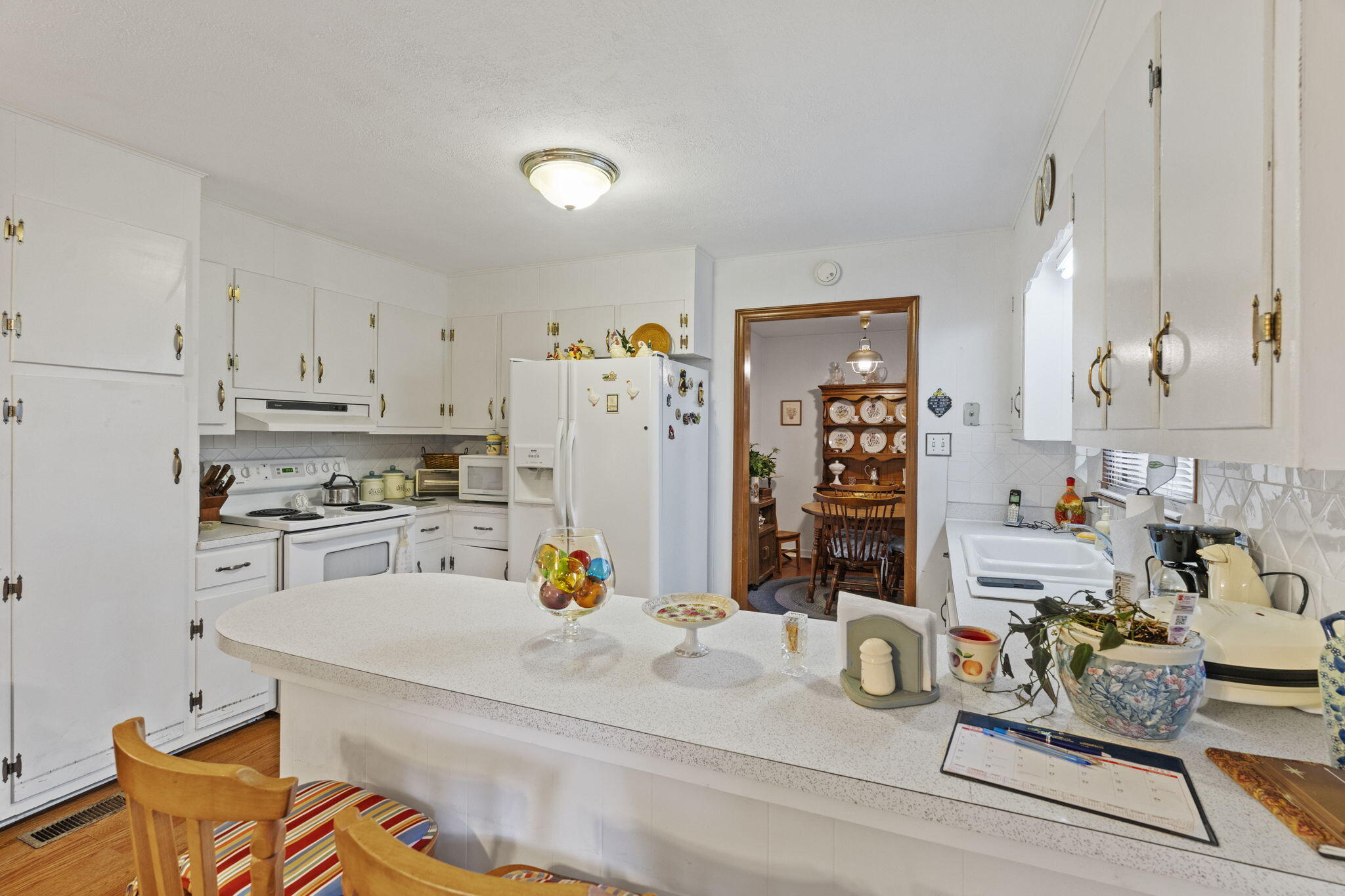 126 Spring Hill Terrace Bristol, VA 24201 - Photo 6 of 20 13-web-or-mls-DSC08554k