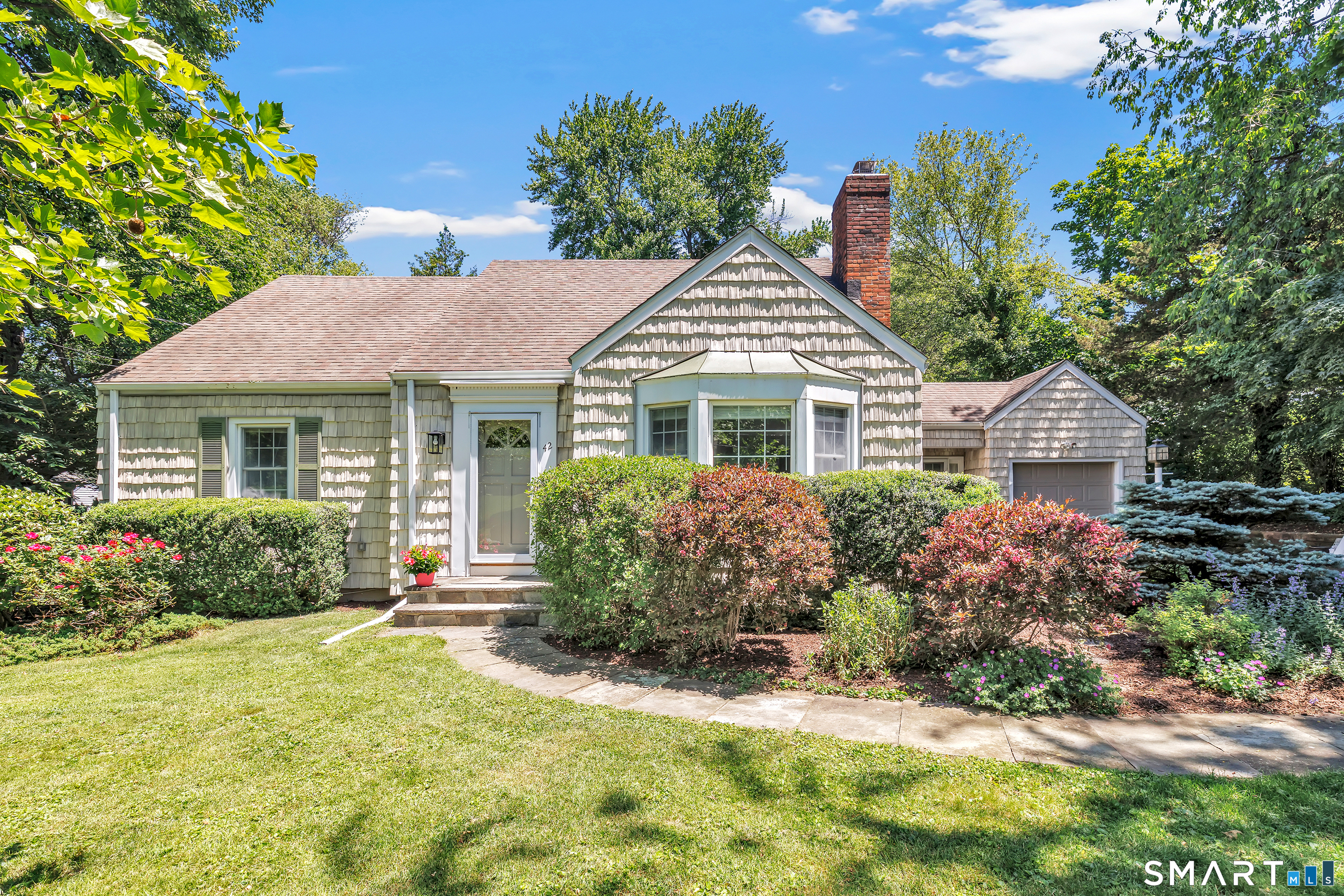 42 Bayberry Road Fairfield, CT 06825 - Photo 1 of 39