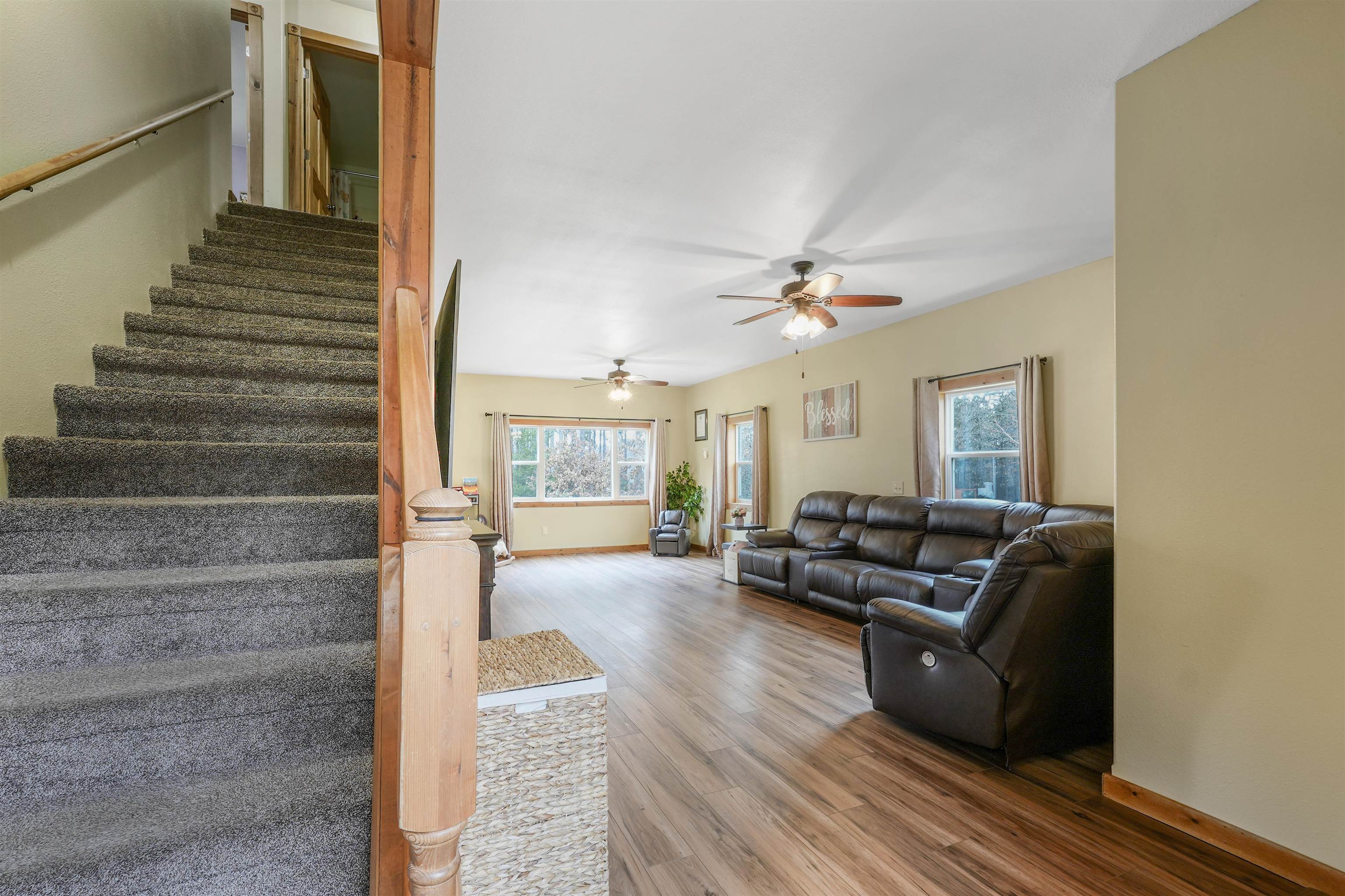 E10282 Greimel Road Baraboo, WI 53913 - Photo 6 of 38