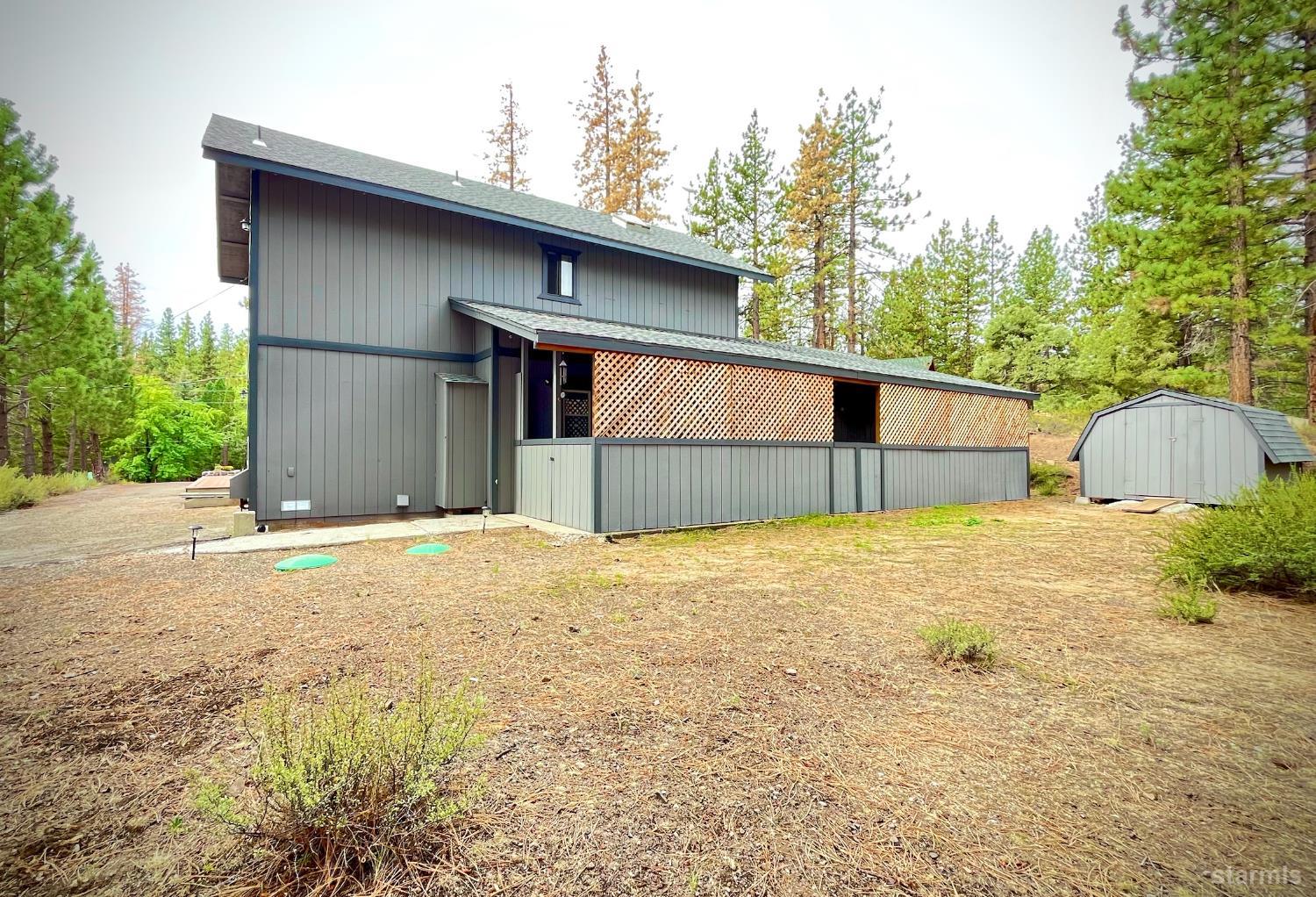 50 Canon View Markleeville, CA 96120 - Photo 17 of 21 a backyard of a house