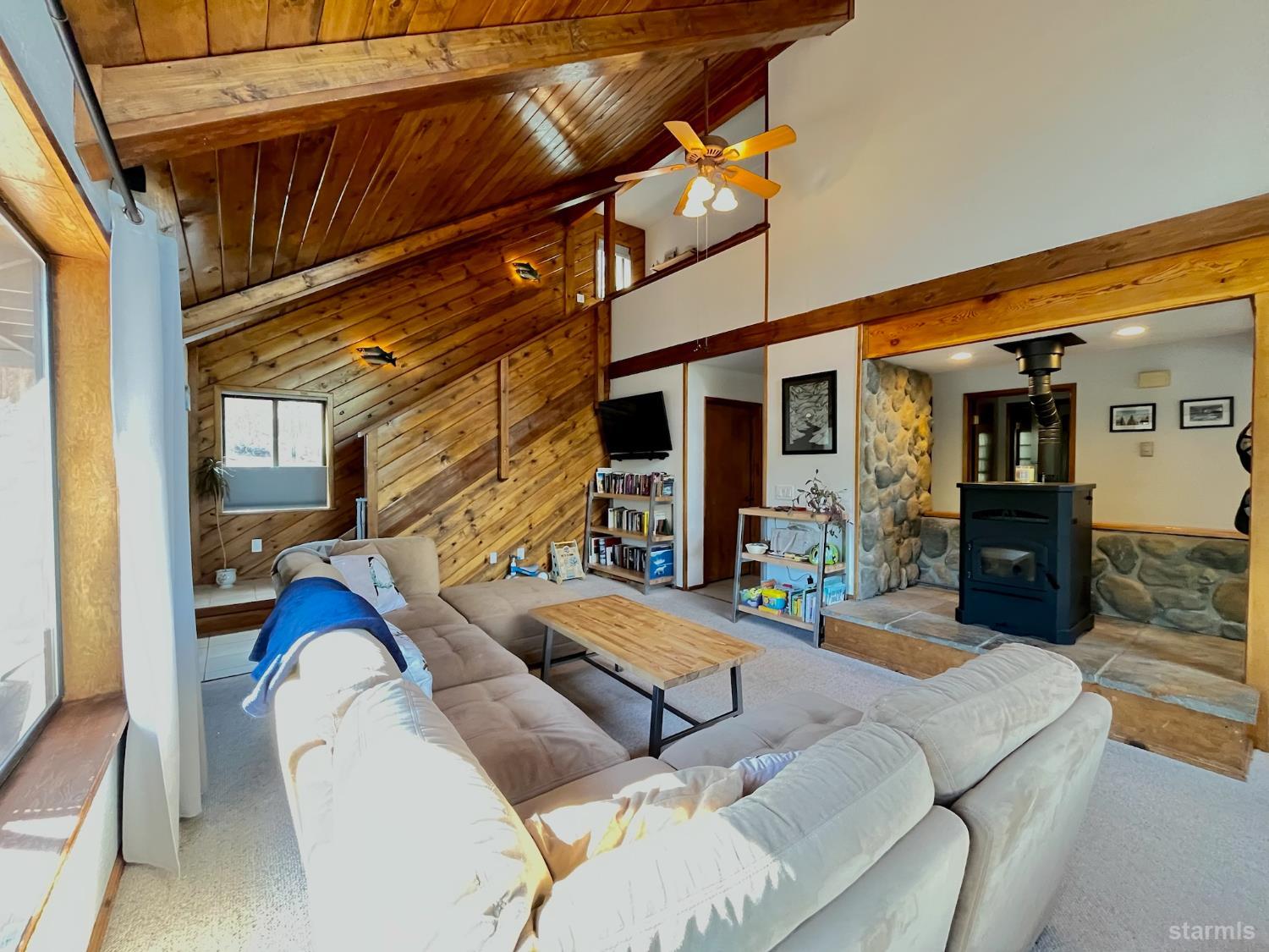 50 Canon View Markleeville, CA 96120 - Photo 5 of 21 a living room with furniture