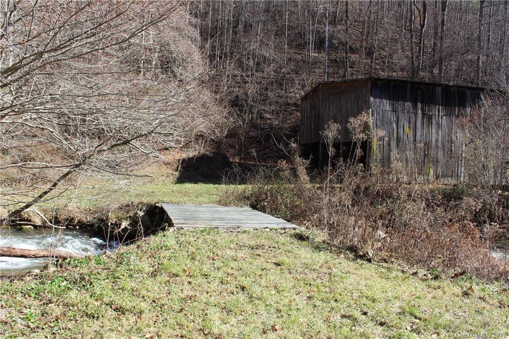 2186 Spillcorn Road Marshall, NC 28753 - Photo 11 of 37 Gallery Image 11