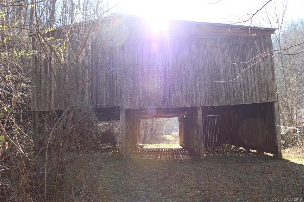 2186 Spillcorn Road Marshall, NC 28753 - Photo 12 of 37 Gallery Image 12